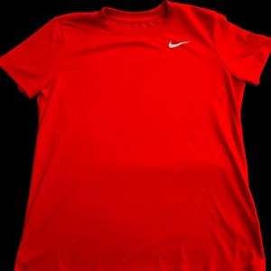 Nike T Shirt